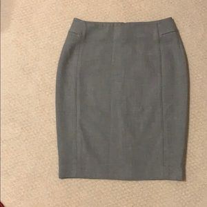 Very feminine grey skirt. Loft Size 2 w/ tags